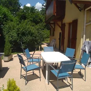 Bed & Breakfast Rouge Dans Maison Avec Parking